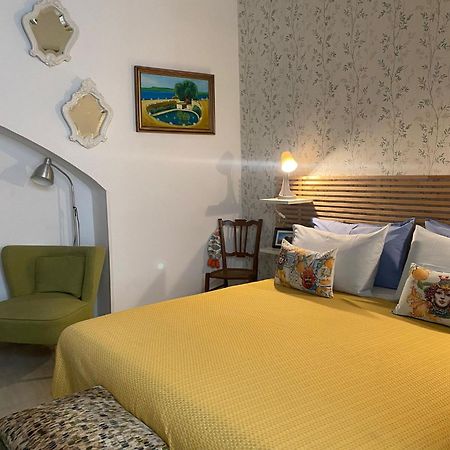 סירקוזה Casarizzi 24 Vacanze Ortigia מראה חיצוני תמונה