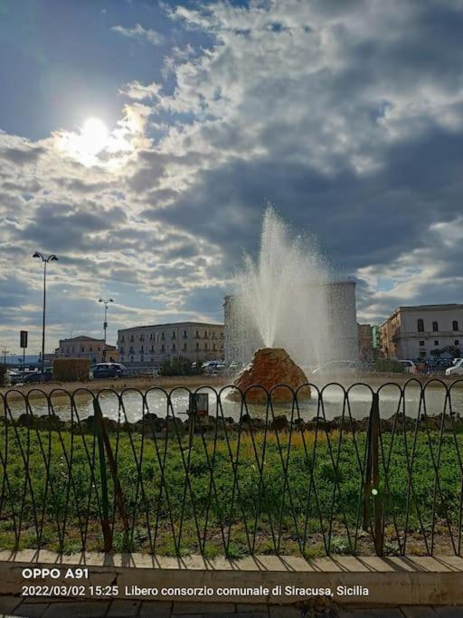 סירקוזה Casarizzi 24 Vacanze Ortigia מראה חיצוני תמונה